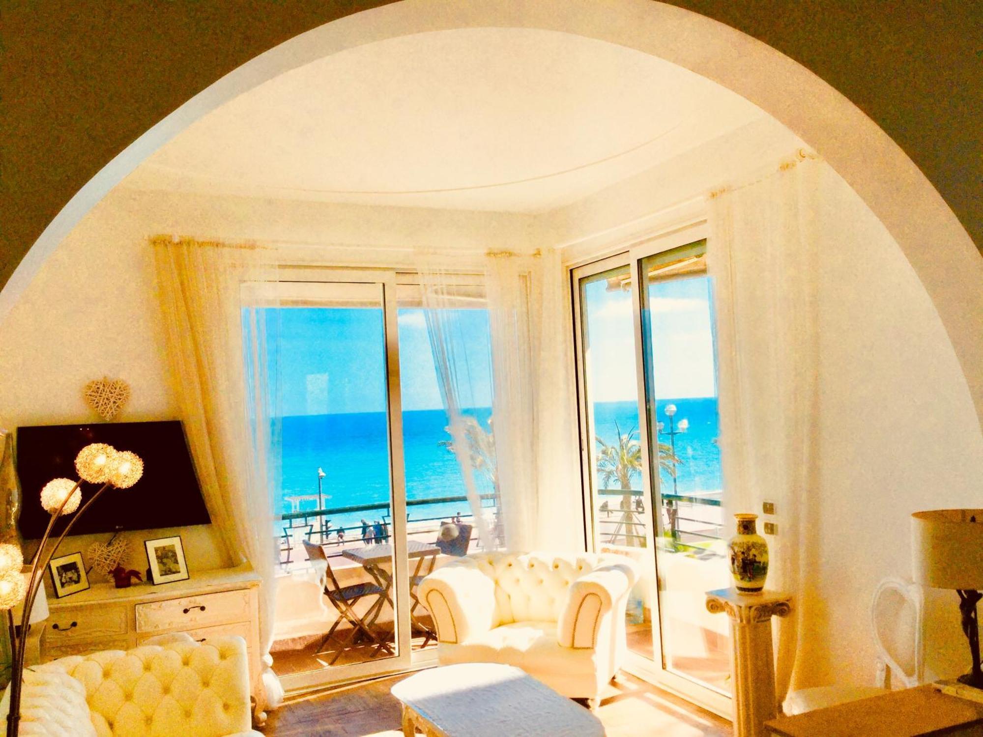 Endless Stunning Mediterranean Sea Views Promenade Des Anglais 니스 외부 사진