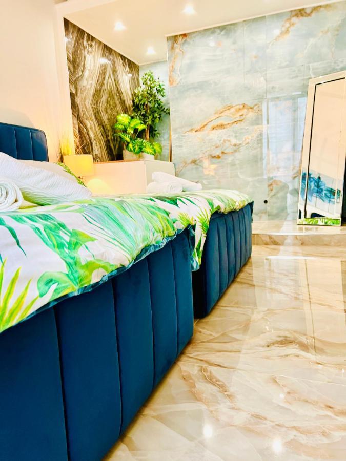Endless Stunning Mediterranean Sea Views Promenade Des Anglais 니스 외부 사진