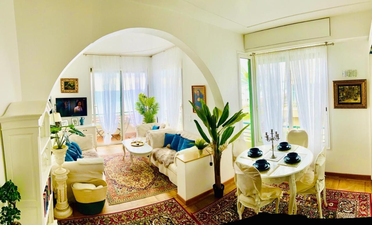 Endless Stunning Mediterranean Sea Views Promenade Des Anglais 니스 외부 사진