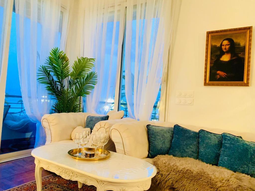 Endless Stunning Mediterranean Sea Views Promenade Des Anglais 니스 외부 사진